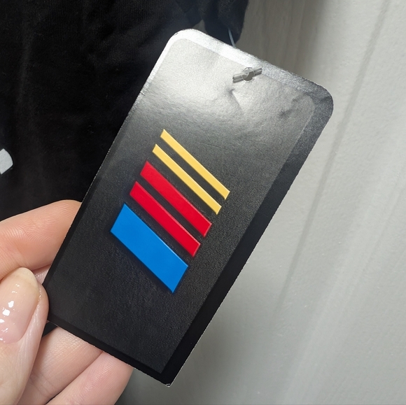 NASCAR Racing Tee - Picture 4 of 5